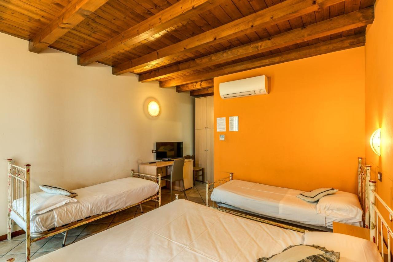 كستليوني ديلي ستفييرا Agriturismo Pozzo Fiorito المظهر الخارجي الصورة