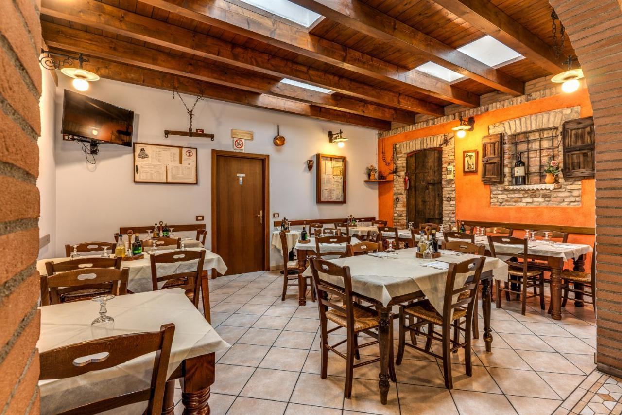 كستليوني ديلي ستفييرا Agriturismo Pozzo Fiorito المظهر الخارجي الصورة