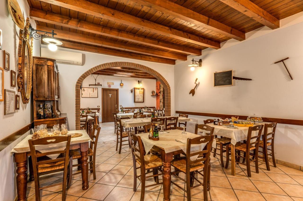 كستليوني ديلي ستفييرا Agriturismo Pozzo Fiorito المظهر الخارجي الصورة