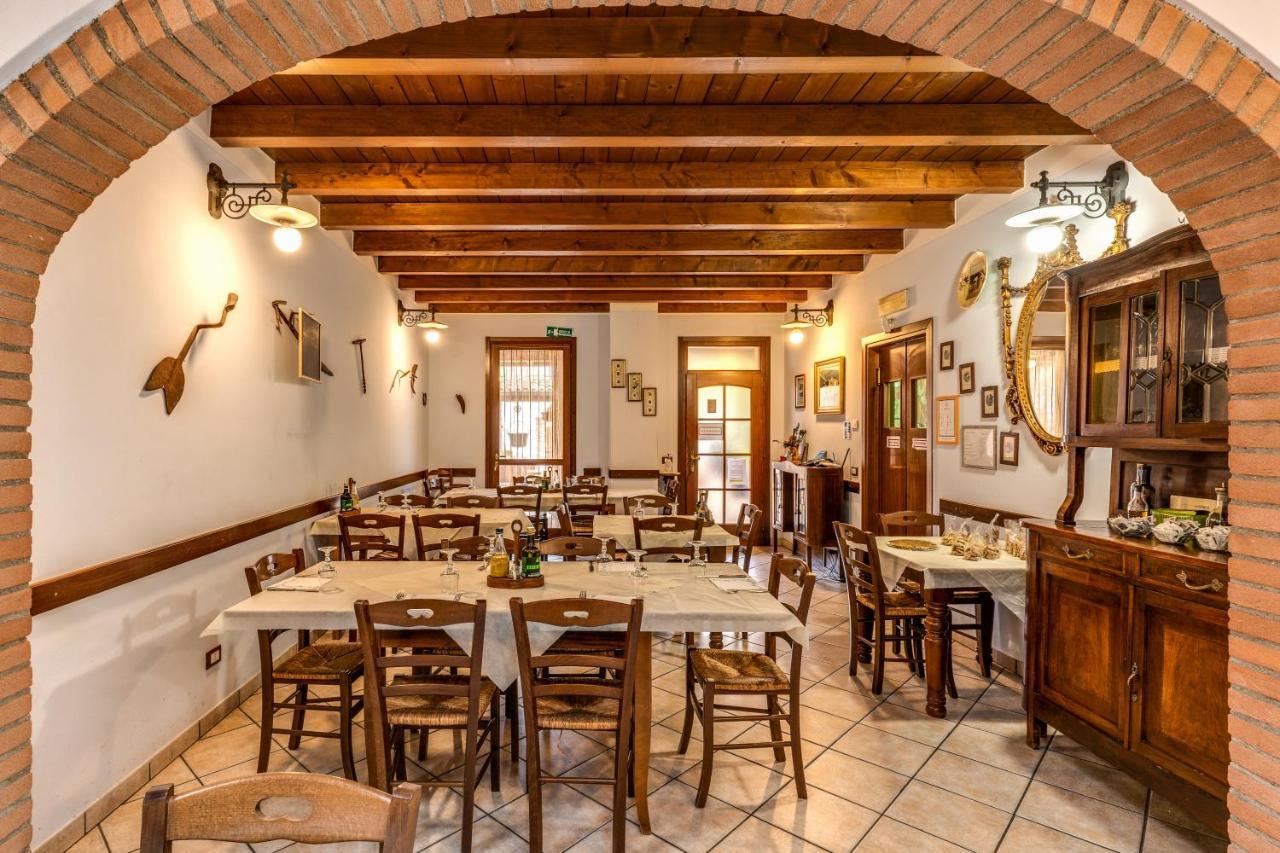 كستليوني ديلي ستفييرا Agriturismo Pozzo Fiorito المظهر الخارجي الصورة