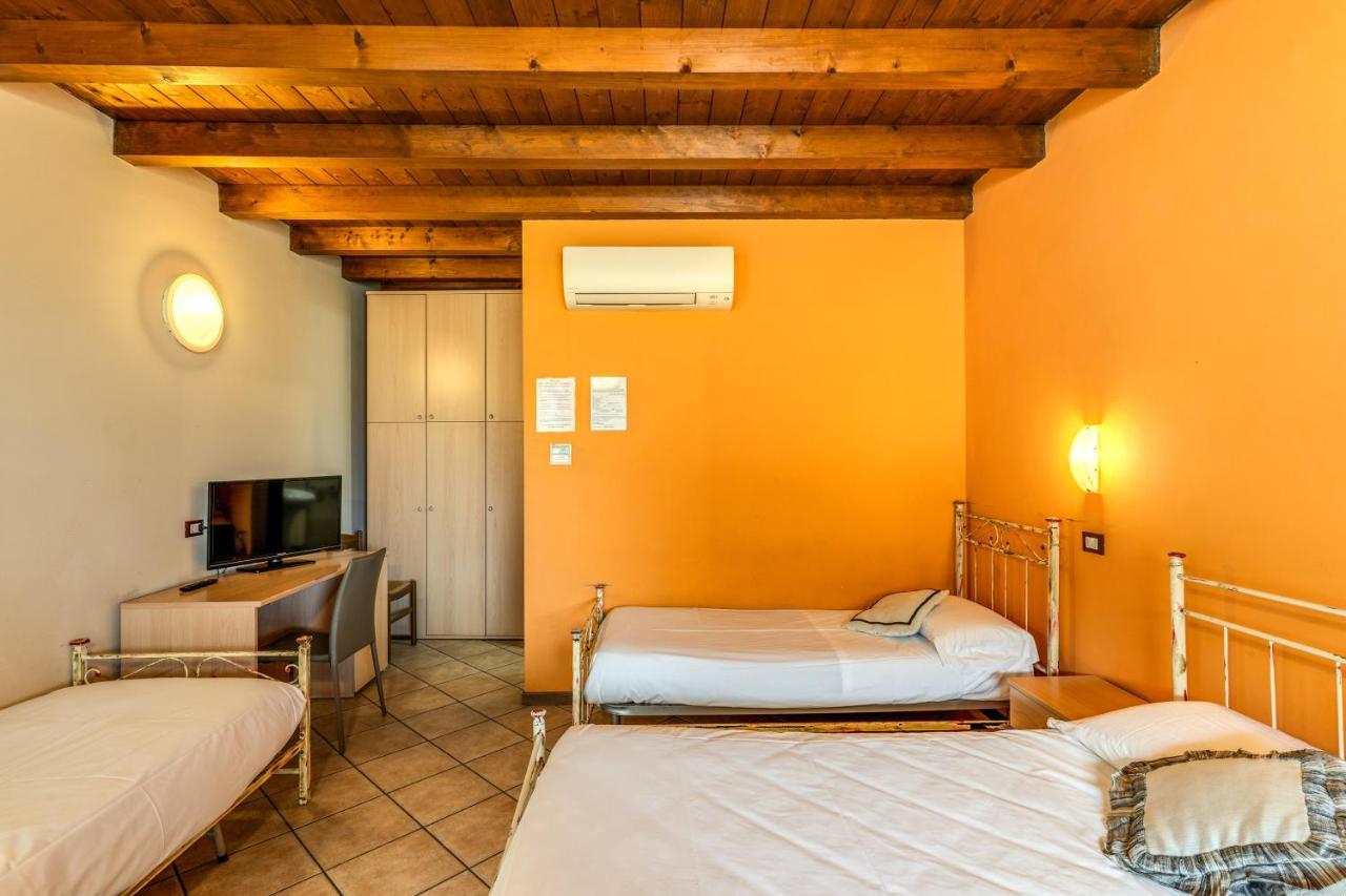 كستليوني ديلي ستفييرا Agriturismo Pozzo Fiorito المظهر الخارجي الصورة