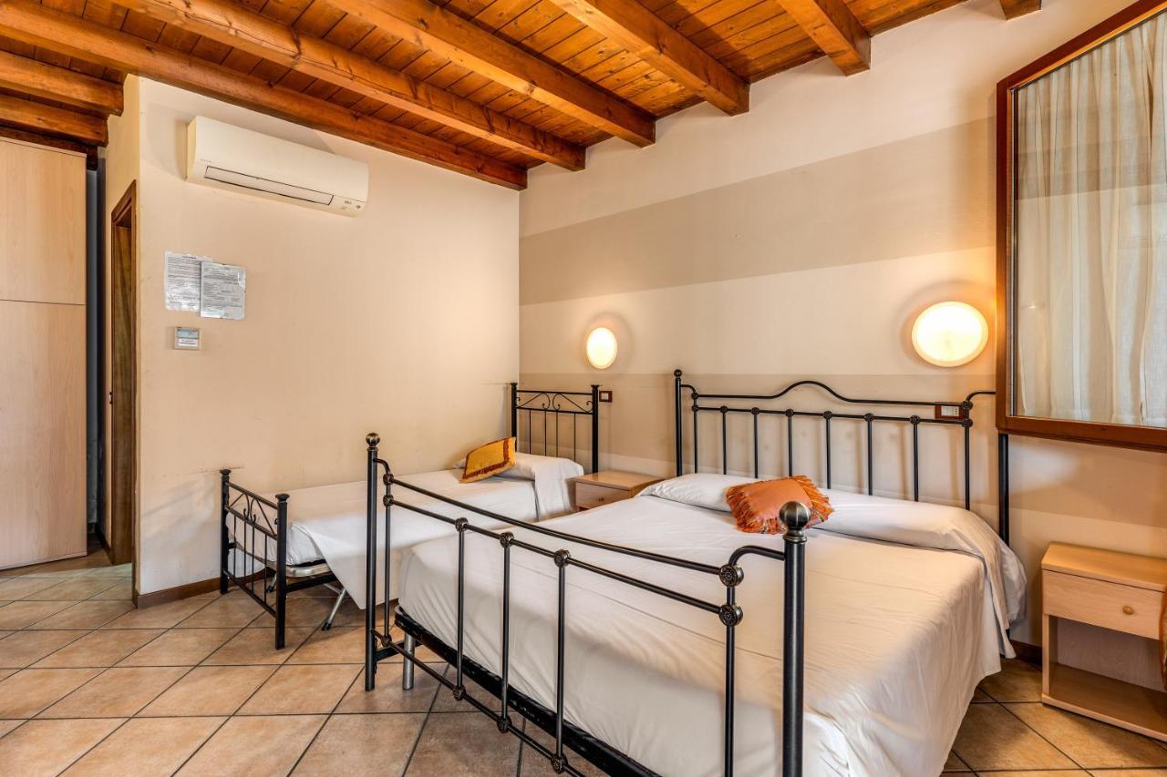 كستليوني ديلي ستفييرا Agriturismo Pozzo Fiorito المظهر الخارجي الصورة