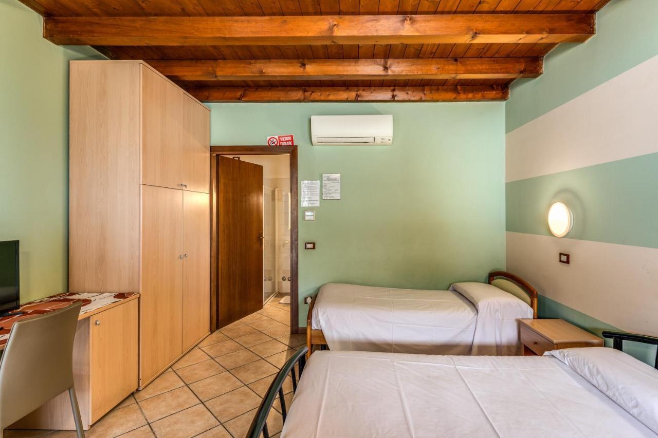 كستليوني ديلي ستفييرا Agriturismo Pozzo Fiorito المظهر الخارجي الصورة