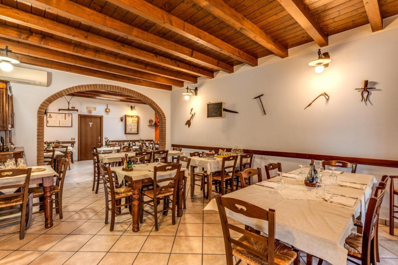 كستليوني ديلي ستفييرا Agriturismo Pozzo Fiorito المظهر الخارجي الصورة